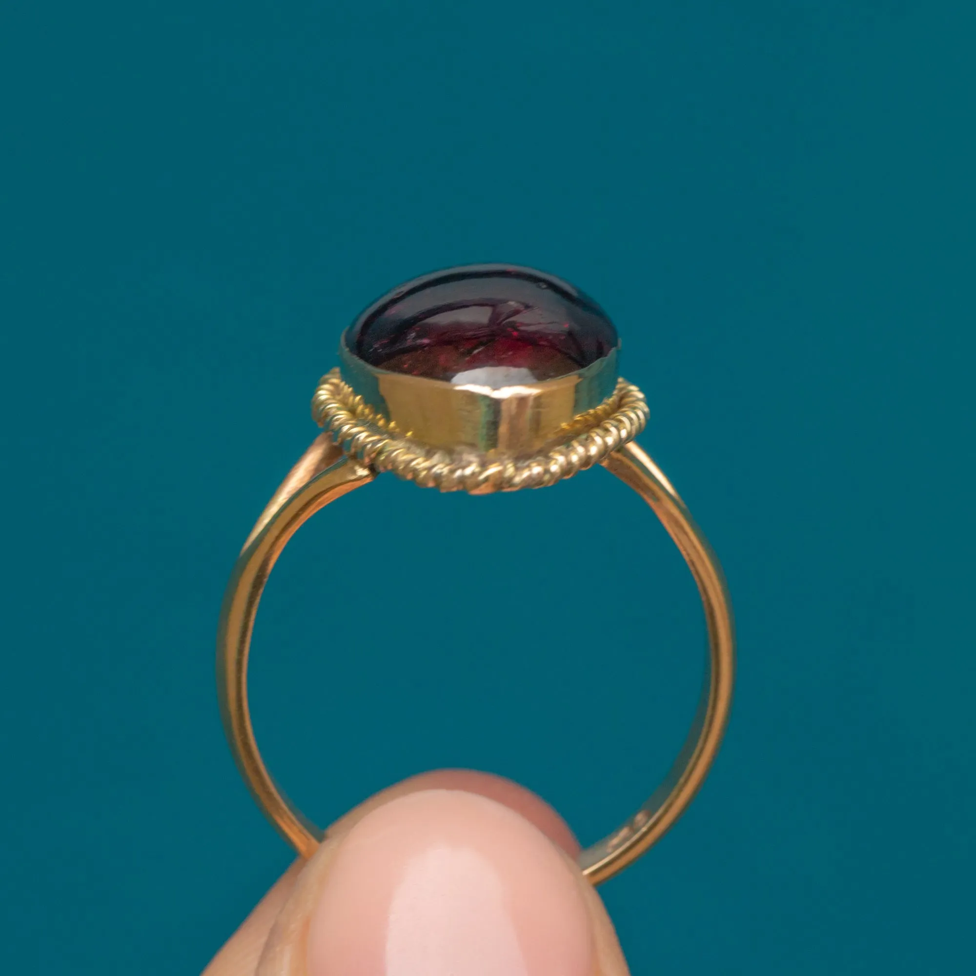 9ct Gold Victorian Garnet Cabochon Pear Ring, 5.89ct