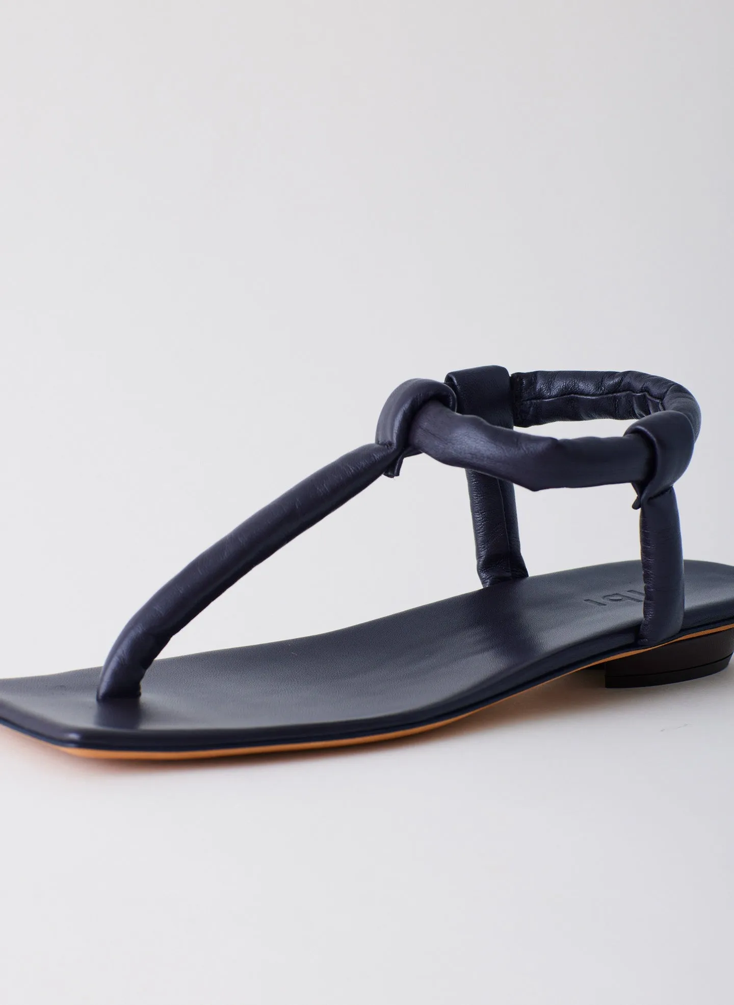 Aston Sandal