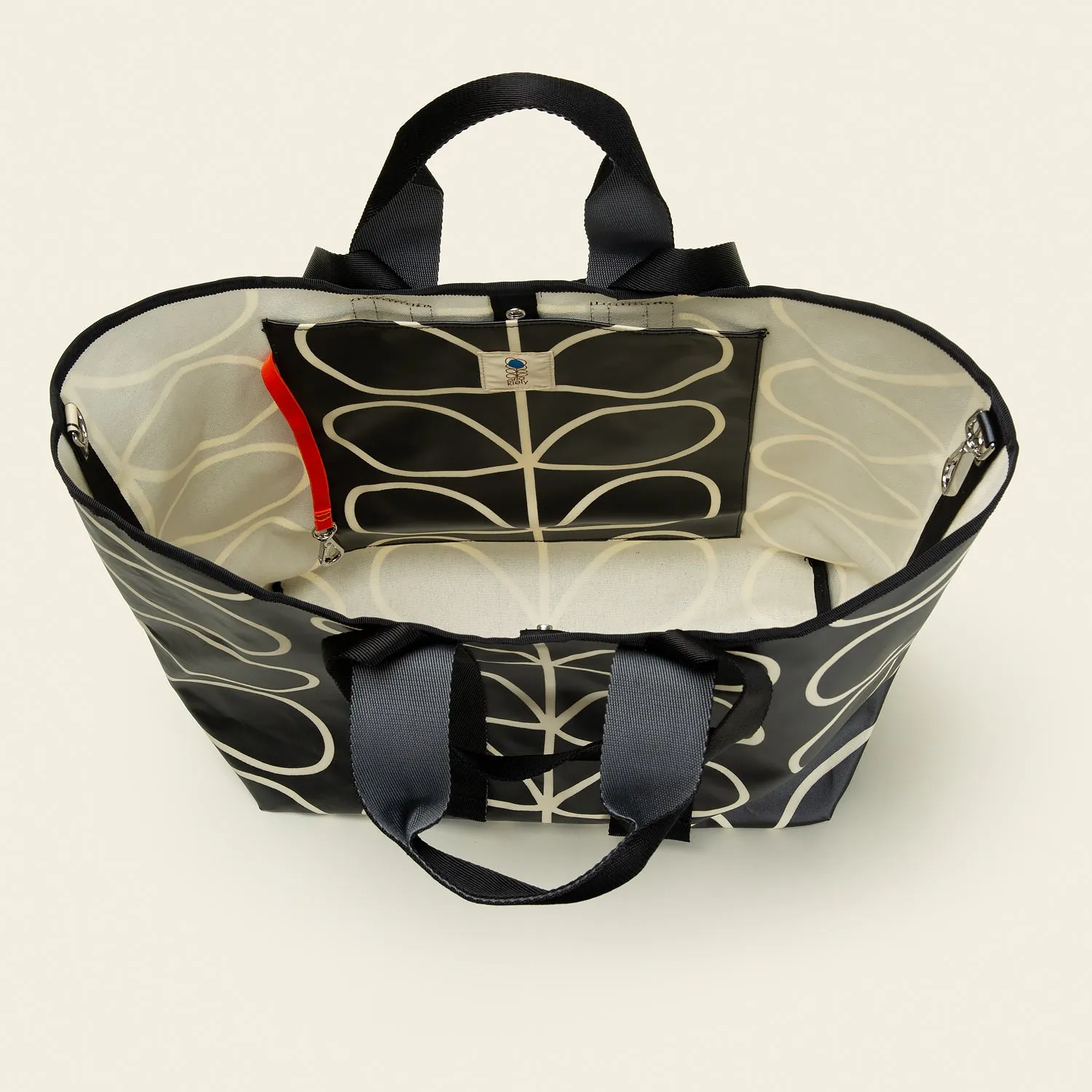 Carryall Basic Large Tote - Linear Stem Liquorice