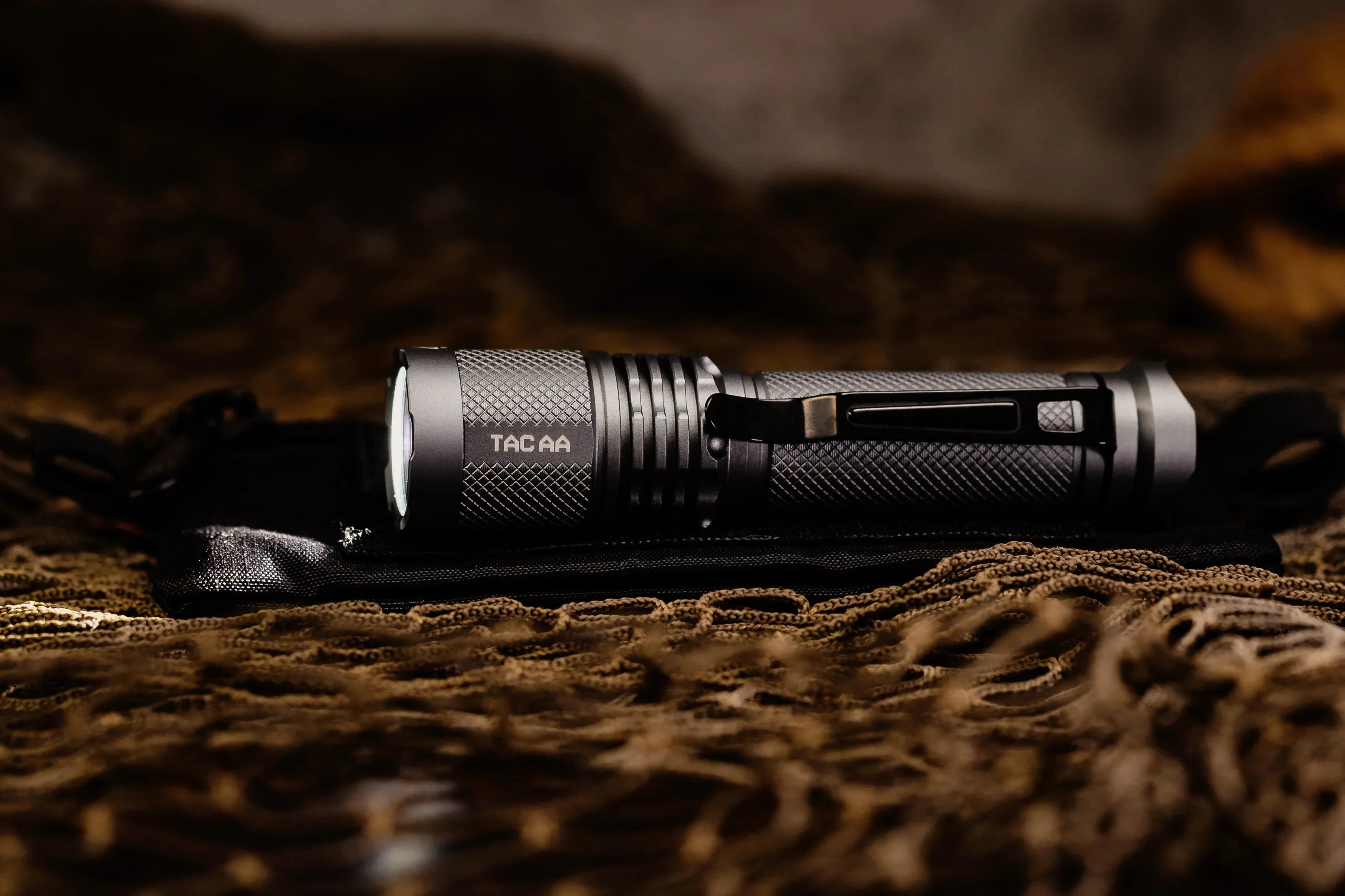 Exclusive Acebeam TAC Flashlight AA / 14500 (Includes USB-C 14500 Rechargeable Battery)