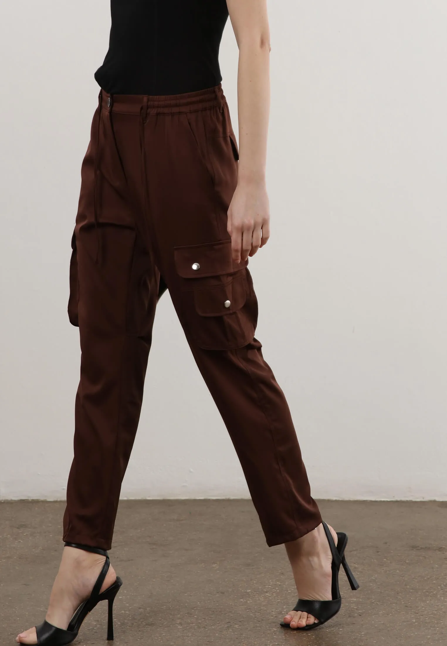 GRADIENT TROUSERS BROWN