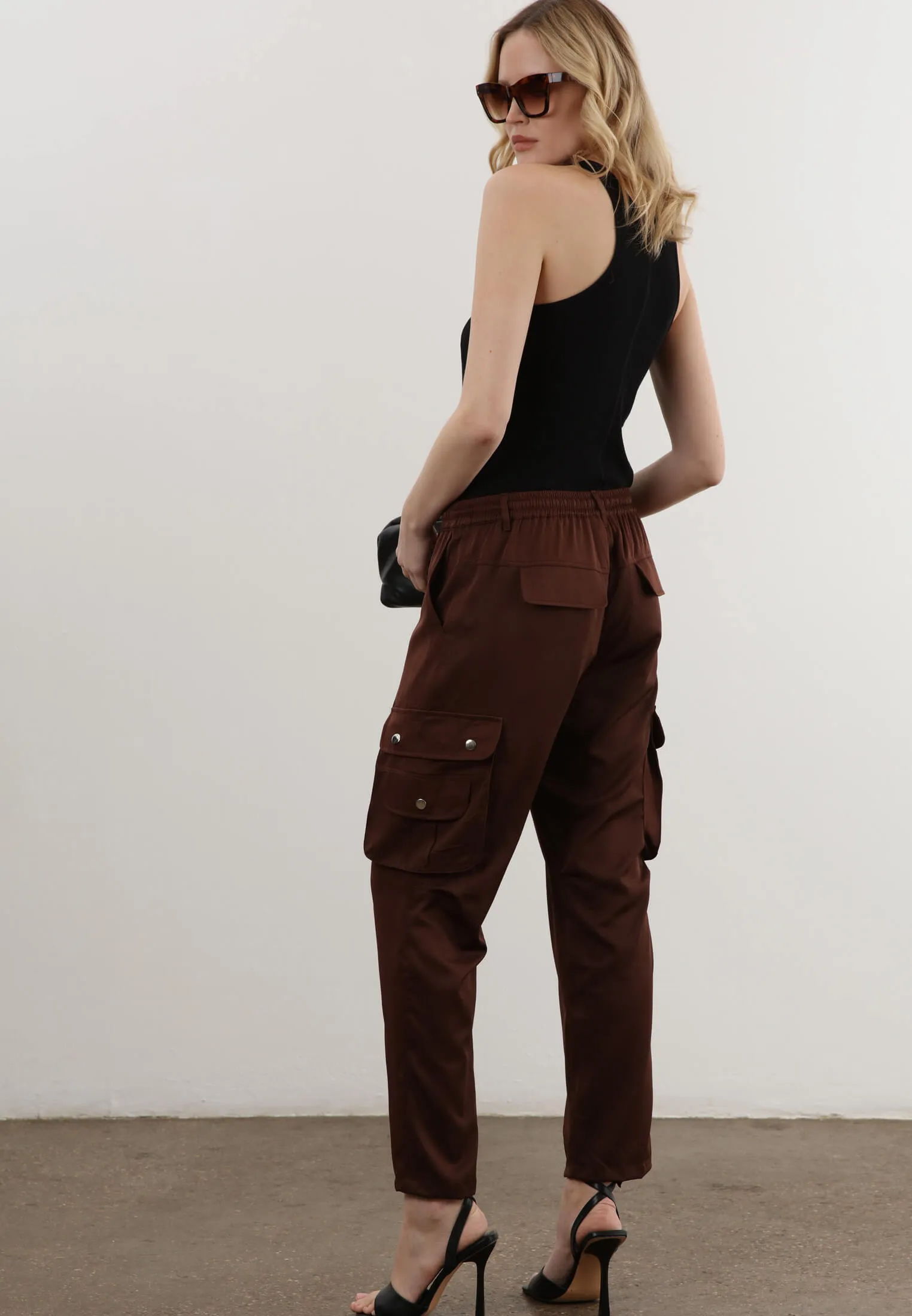 GRADIENT TROUSERS BROWN