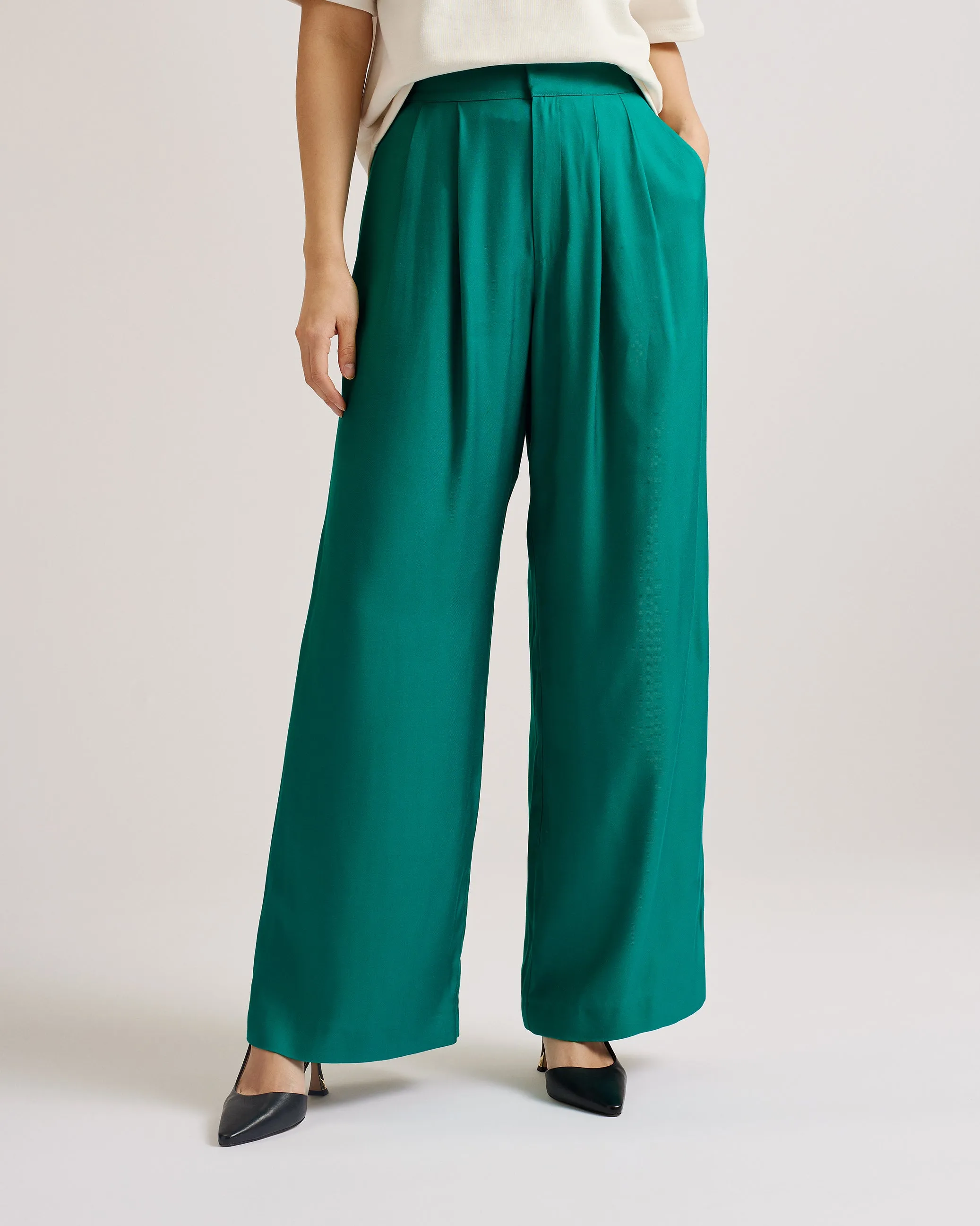 Krissi Wide Leg Trousers Green