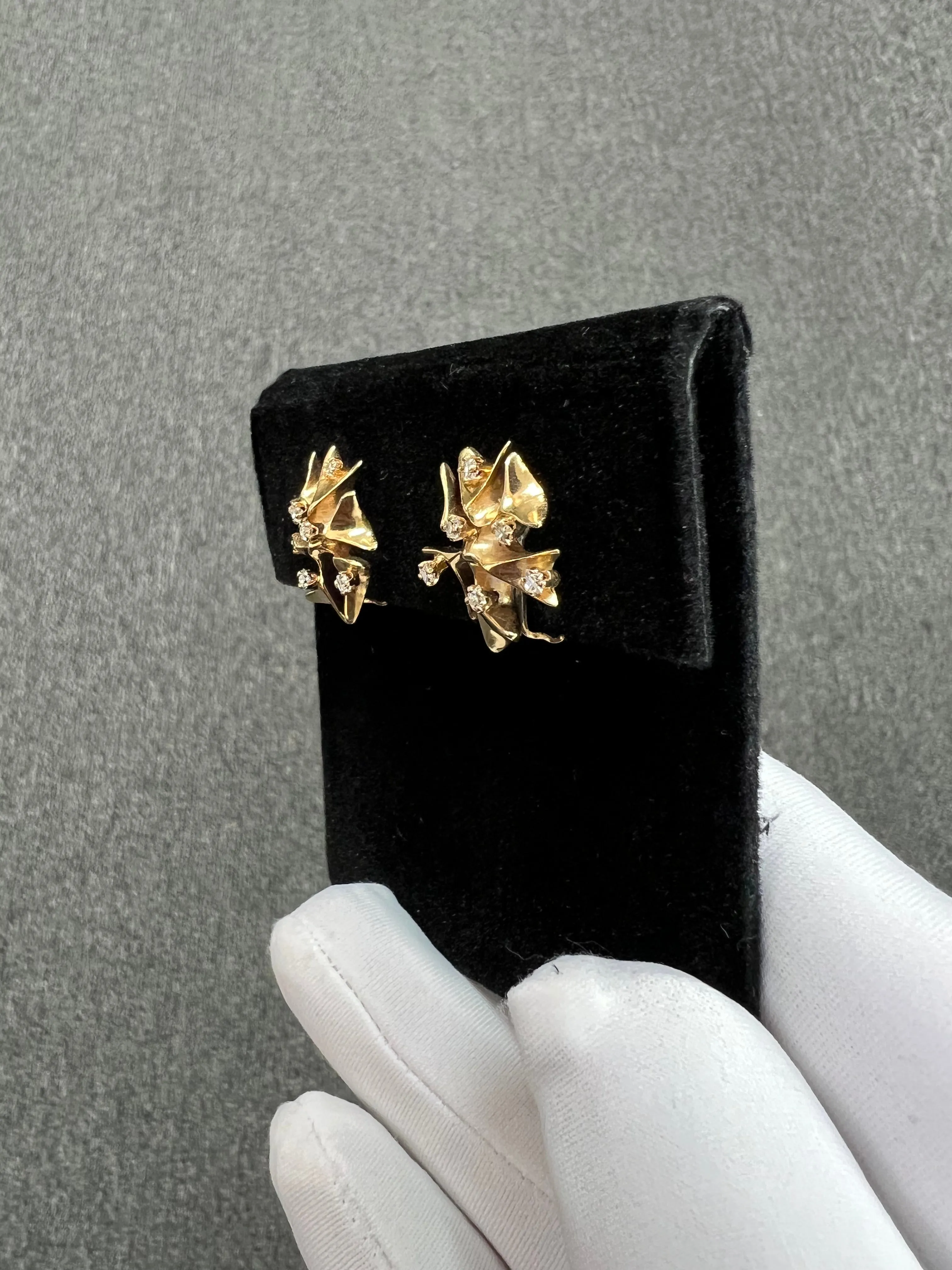 Modernist Snowflake Yellow Gold Diamond Clip On Earrings Circa 1950s